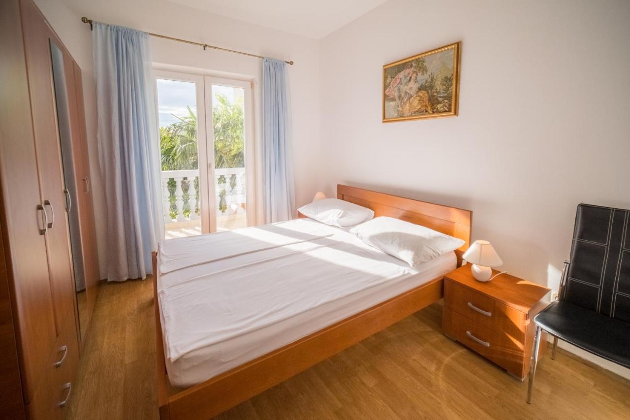 Apartman Bilac โวดีเซ ภายนอก รูปภาพ