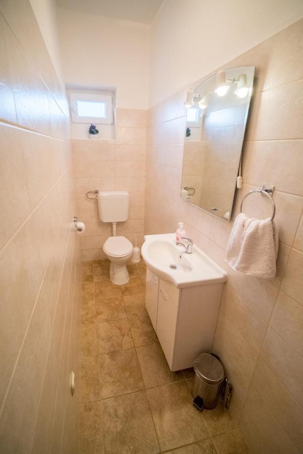 Apartman Bilac โวดีเซ ภายนอก รูปภาพ