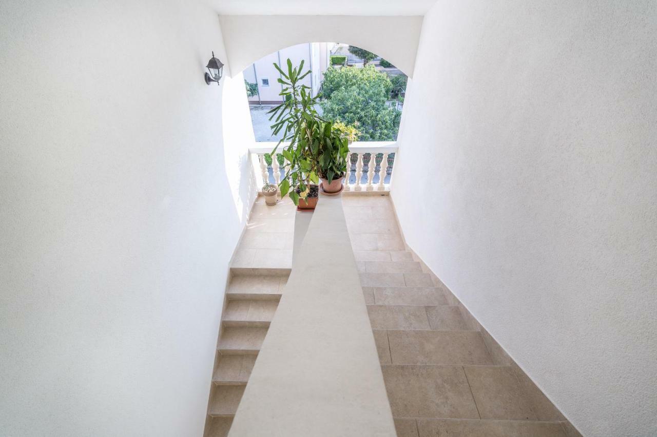 Apartman Bilac โวดีเซ ภายนอก รูปภาพ